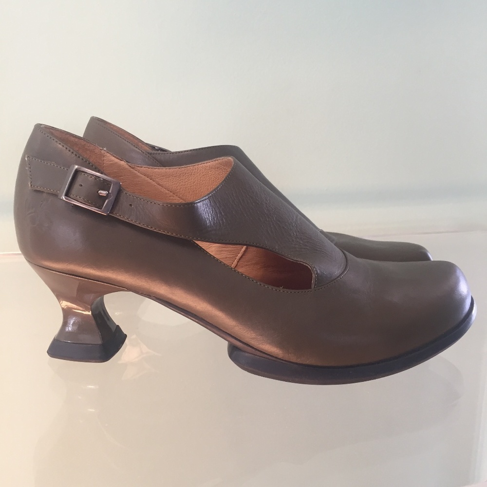 John Fluevog Gracias heels